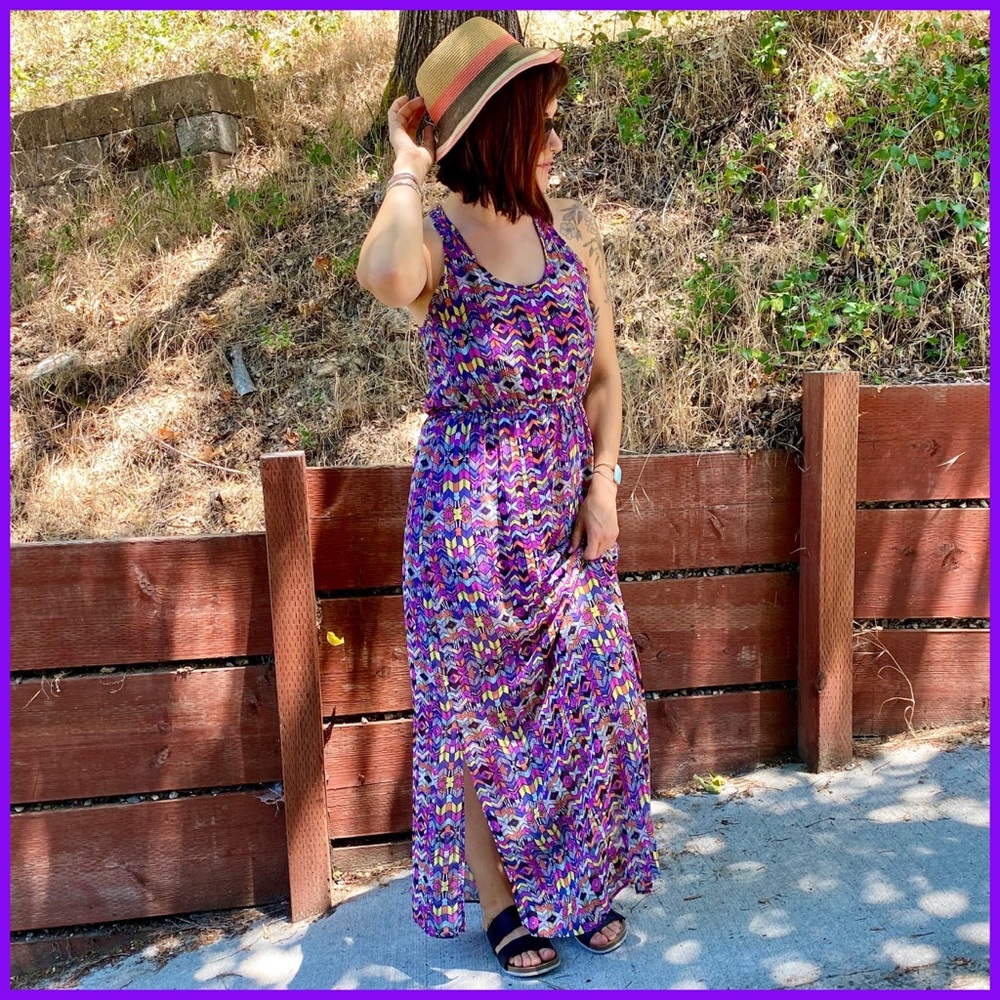 Francesca’s Southwestern Geometric Abstract Cut Out Back Long Maxi Dress L
